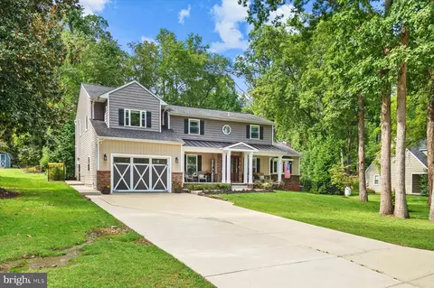 Exterior - 1138 Valley Dr, Pasadena, MD 21122 photo 4 of 26
