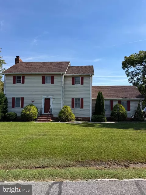 6161 Owings Beach Rd, Deale, MD 20751 photo 2