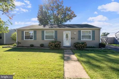 1017 Edgerly Rd, Glen Burnie, MD 21060
