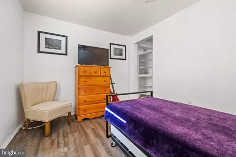 Bedroom - 1627 Lee Dr, Edgewater, MD 21037 photo 1 of 4