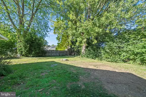 Exterior - 1627 Lee Dr, Edgewater, MD 21037 photo 4 of 5