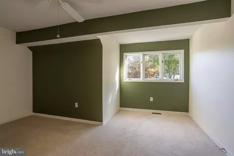 Bedroom - 950 Marconi Ave, Annapolis, MD 21401 photo 4 of 7