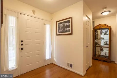 Entry Way - 950 Marconi Ave, Annapolis, MD 21401 photo 1 of 3