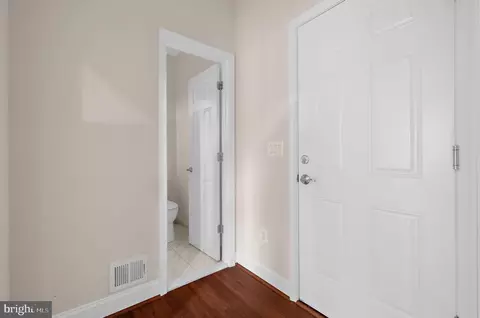 Entry Way - 919 Central Ave E, Edgewater, MD 21037 photo 8 of 18