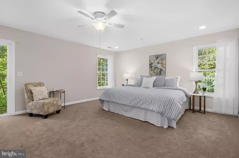 Bedroom - 919 Central Ave E, Edgewater, MD 21037 photo 6 of 11