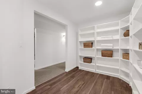 Entry Way - 919 Central Ave E, Edgewater, MD 21037 photo 17 of 18