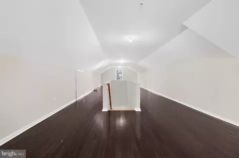 Entry Way - 919 Central Ave E, Edgewater, MD 21037 photo 14 of 18