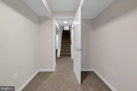 Entry Way - 919 Central Ave E, Edgewater, MD 21037 photo 16 of 18
