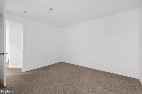 Bedroom - 919 Central Ave E, Edgewater, MD 21037 photo 9 of 11