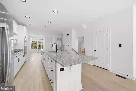 Entry Way - 7513 Thicket Run, Hanover, MD 21076 photo 5 of 12