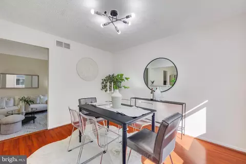 Dining - 8121 Elizabeth Rd, Pasadena, MD 21122 photo 2 of 2