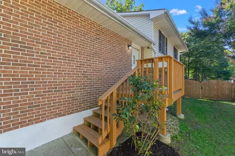 Exterior - 8121 Elizabeth Rd, Pasadena, MD 21122 photo 3 of 9