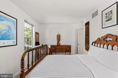 Bedroom - 744 Dividing Creek Rd, Arnold, MD 21012 photo 5 of 10