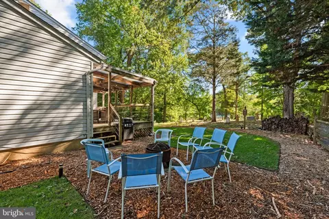 Exterior - 744 Dividing Creek Rd, Arnold, MD 21012 photo 5 of 8
