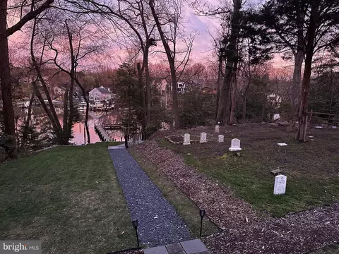 View/Area - 744 Dividing Creek Rd, Arnold, MD 21012 photo 2 of 6