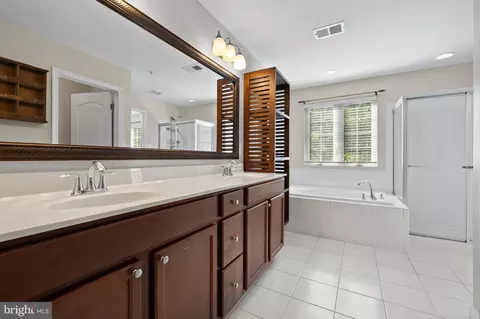 Bath - 8548 Crooked Tree Ln, Laurel, MD 20724 photo 1 of 2
