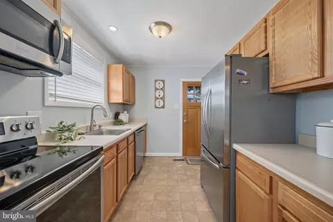 Other - 182 Dale Rd, Pasadena, MD 21122 photo 3 of 13