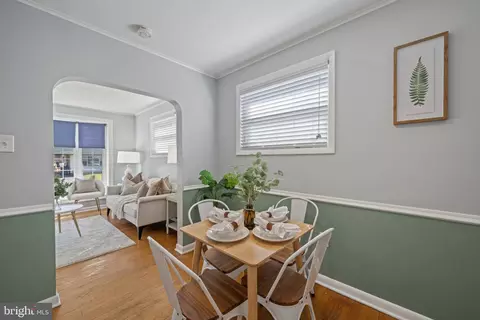 Dining - 182 Dale Rd, Pasadena, MD 21122 photo 2 of 2