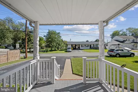 Exterior - 182 Dale Rd, Pasadena, MD 21122 photo 3 of 6