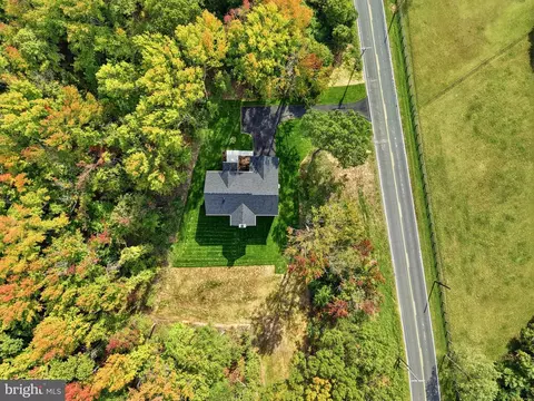 View/Area - 5084 Mountain Rd, Pasadena, MD 21122 photo 2 of 8
