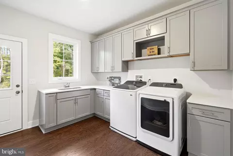 Other - 5084 Mountain Rd, Pasadena, MD 21122 photo 3 of 12