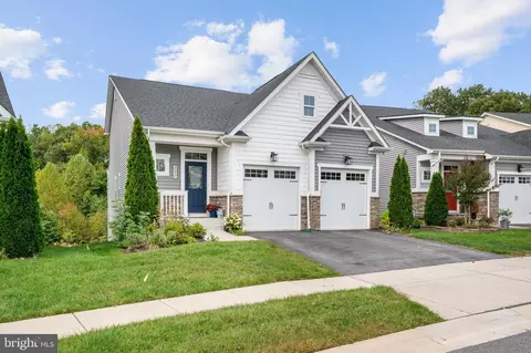 Exterior - 3077 Spring Peeper Ct, Odenton, MD 21113 photo 3 of 11