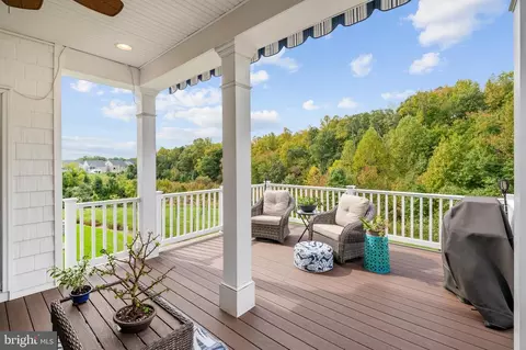 Exterior - 3077 Spring Peeper Ct, Odenton, MD 21113 photo 5 of 11
