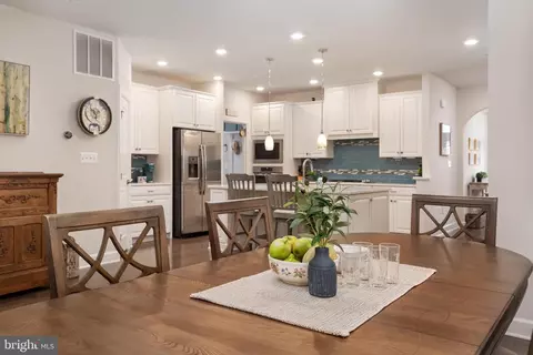 Dining - 3077 Spring Peeper Ct, Odenton, MD 21113 photo 2 of 2