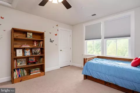 Bedroom - 3077 Spring Peeper Ct, Odenton, MD 21113 photo 5 of 7