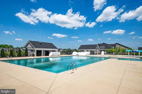 Exterior - 3077 Spring Peeper Ct, Odenton, MD 21113 photo 10 of 11