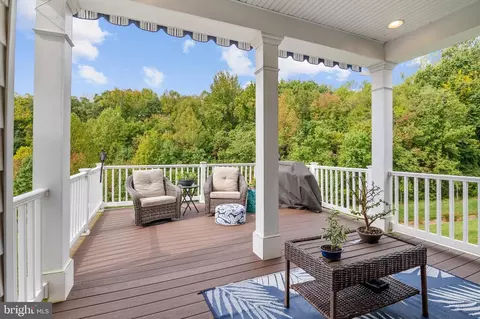 Exterior - 3077 Spring Peeper Ct, Odenton, MD 21113 photo 4 of 11