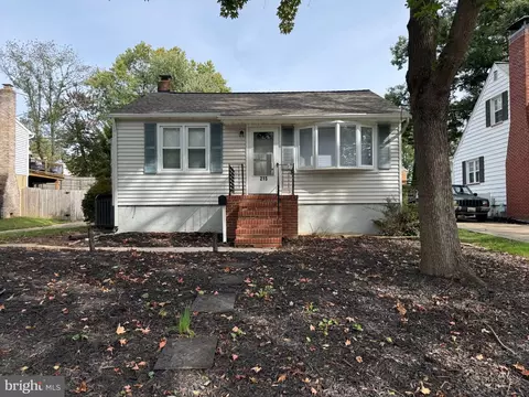 215 Sycamore Rd, Linthicum Heights, MD 21090