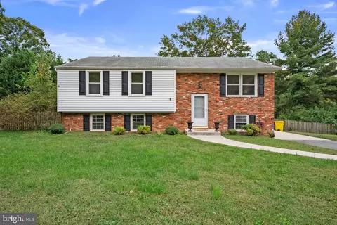 449 Cloverdale Cir, Severna Park, MD 21146