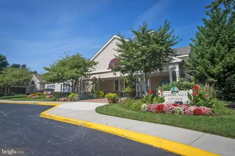 View/Area - 2402 Summershade Ct, Odenton, MD 21113 photo 2 of 4