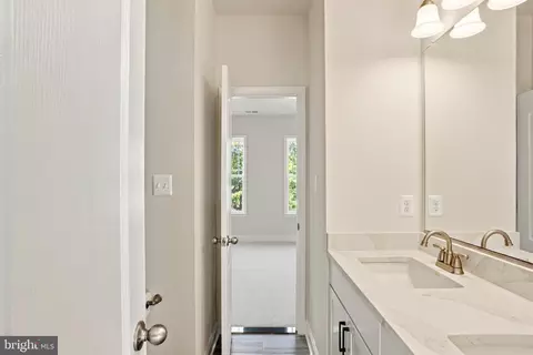 Entry Way - 1907 Mackiebeth Ct, Annapolis, MD 21401 photo 16 of 16