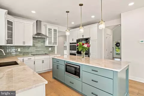 Kitchen - 1907 Mackiebeth Ct, Annapolis, MD 21401 photo 2 of 5