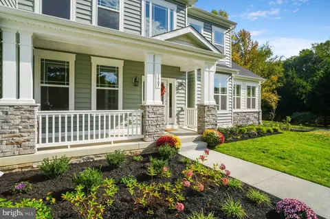 Exterior - 1907 Mackiebeth Ct, Annapolis, MD 21401 photo 5 of 8