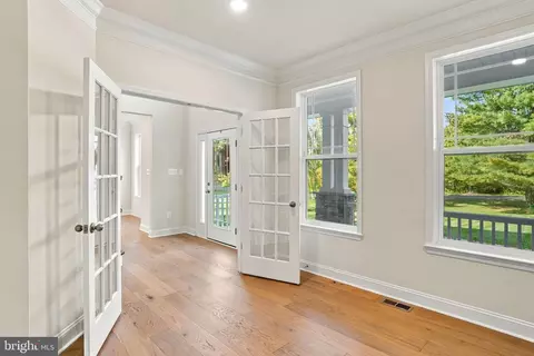Entry Way - 1907 Mackiebeth Ct, Annapolis, MD 21401 photo 9 of 16