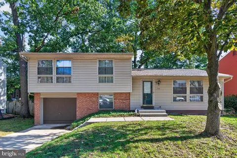 7915 Parke West Dr, Glen Burnie, MD 21061