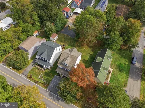 View/Area - 1056 Walnut Ave, North Beach, MD 20714 photo 6 of 7