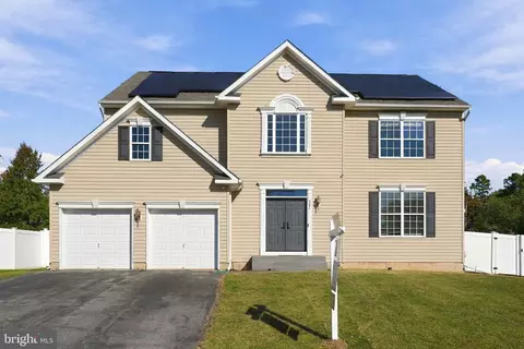 732 N Channel Dr, Glen Burnie, MD 21060