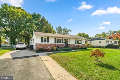 705 W Maple Rd, Linthicum Heights, MD 21090