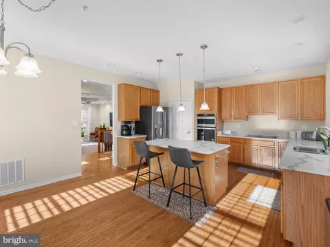 Kitchen - 721 Summertime Dr, Odenton, MD 21113 photo 3 of 3