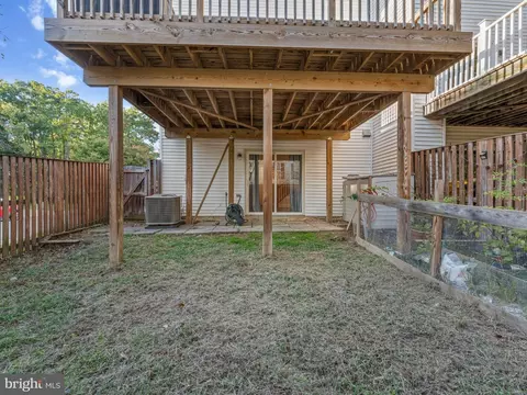 Exterior - 721 Summertime Dr, Odenton, MD 21113 photo 6 of 11