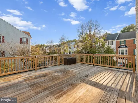 Exterior - 721 Summertime Dr, Odenton, MD 21113 photo 3 of 11