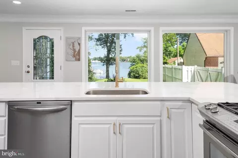 Kitchen - 370 Sherman Ave, Arnold, MD 21012 photo 4 of 4