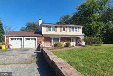 588 Brightview Dr, Millersville, MD 21108