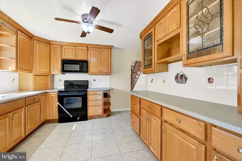 Kitchen - 245 Carvel Rd, Pasadena, MD 21122 photo 3 of 3