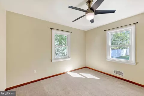 Bedroom - 245 Carvel Rd, Pasadena, MD 21122 photo 3 of 7