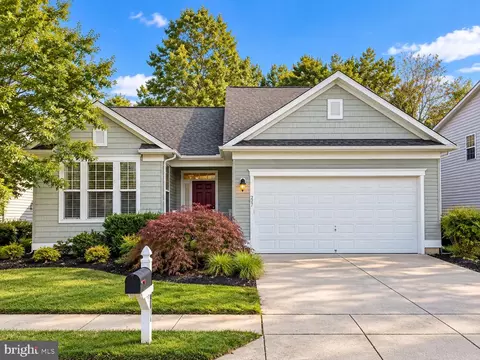 227 Saltgrass Dr, Glen Burnie, MD 21060